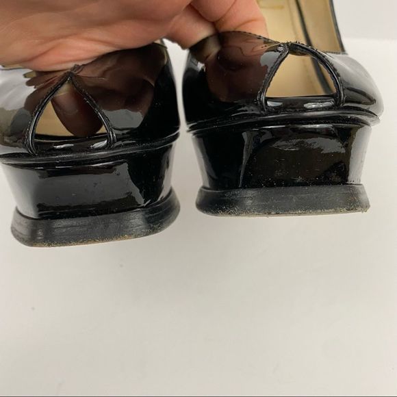 YSL • Tribute Patent Pumps - Picture 7 of 12